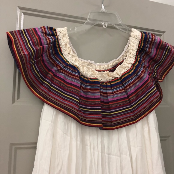 Off the shoulder multi and white dress - Picture 2 of 5